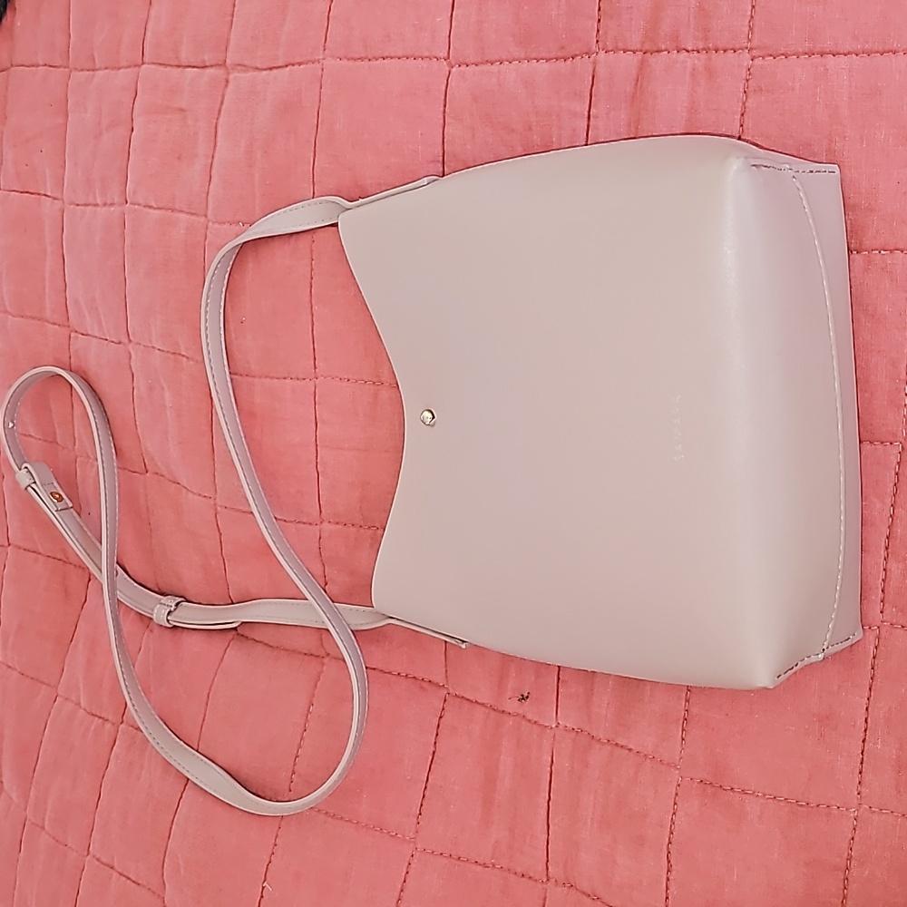 Kate  Spade.  Paul Brent.  Rosetti.  Samara. 4 different handbags - Picture 5 of 16